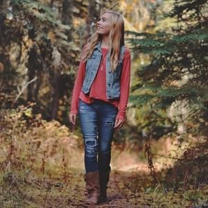 Meet your Posher, Britta